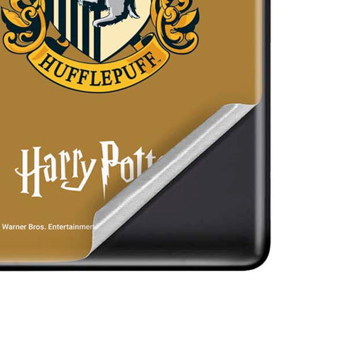 Wizarding World Harry Potter Hufflepuff House Crest Google Pixel 6 Pro Skin
